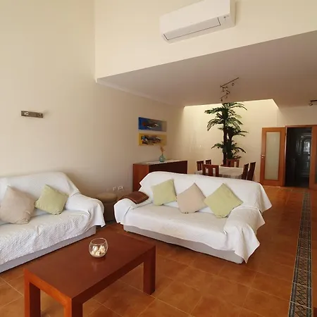 Falesia Casa Da Sobreira * אלבופיירה