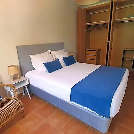 Falesia Casa Da Sobreira Αλμπουφέιρα