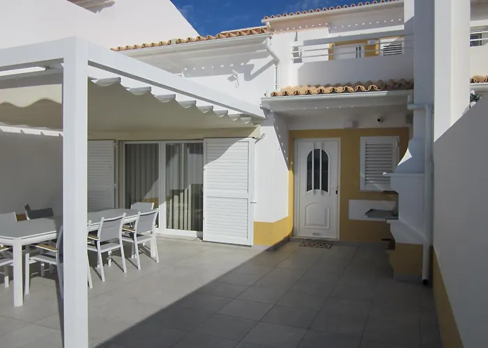 Nyaraló Falesia Casa Da Sobreira *